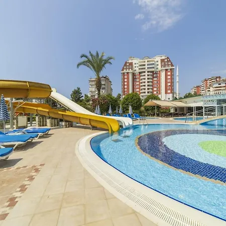Lovely Flat With Shared Pools In Alanya